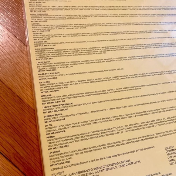 UCANBE Makeup Advent Calendar 2025 for Women Teens Tweens - Picture 5 of 6